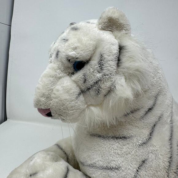 The Greatest Show on Earth Lying White Tiger 16" Long Plush Blue Eyes Realistic - Picture 3 of 11